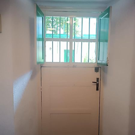 La Puerta Verde De Las Setas De Sevilla Экстерьер фото
